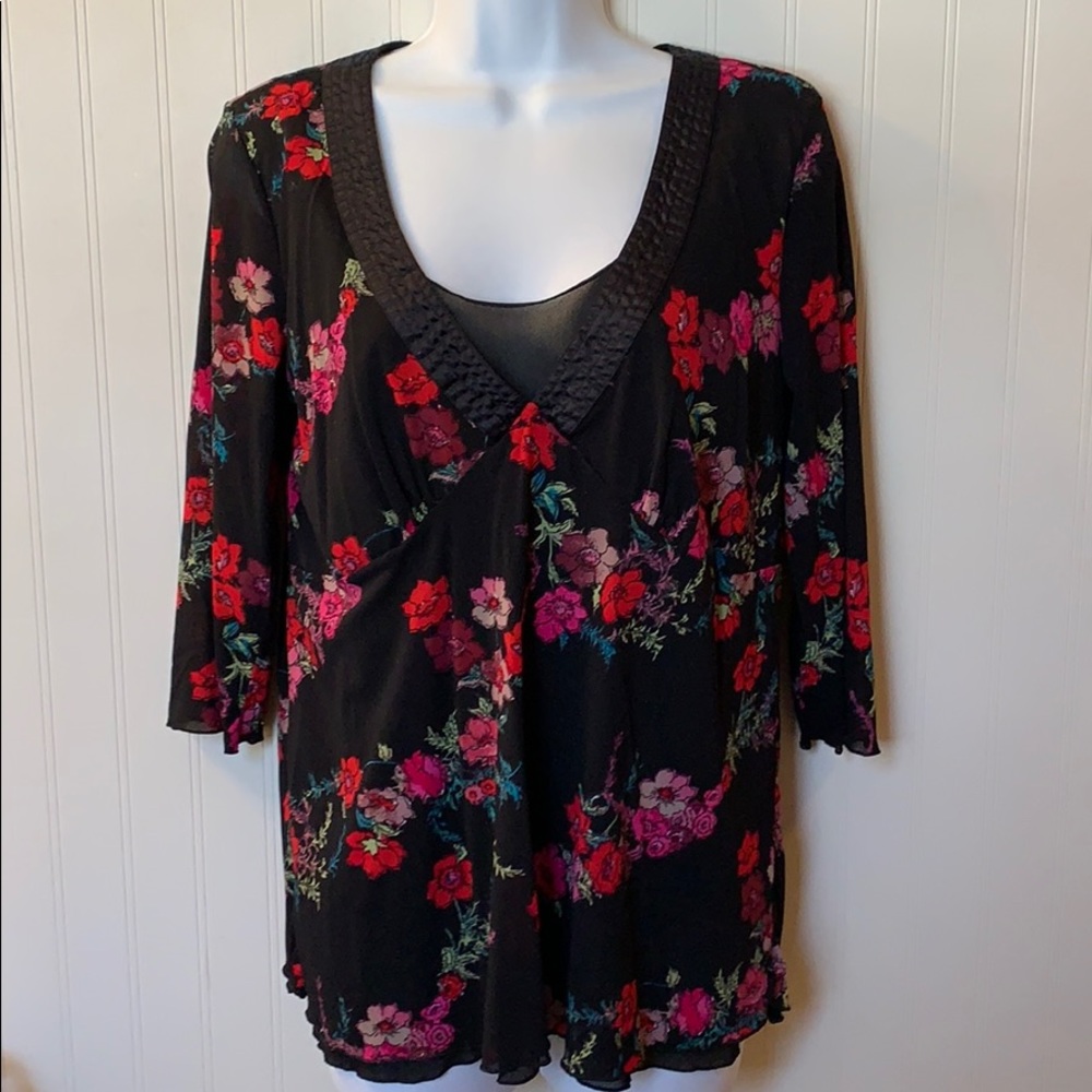 Old Navy Maternity Floral Sheer Layered Si…